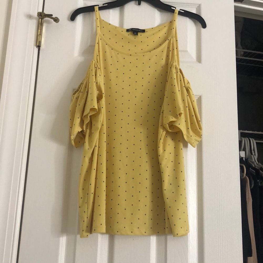 Cold shoulder yellow top